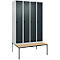 Kleiderspind C+P Evolo Plus, 4 Abteile, 300 mm Abteilbreite, mit untergebauter Sitzbank, B 1200 x T 815 x H 2120 mm, Drehriegel, lichtgrau/anthrazitgrau
