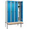Kleiderspind C+P Evolo Plus, 4 Abteile à 300 mm Breite, schwebende Sitzbank, B 1200 x T 815 x H 2120 mm, Drehriegel, lichtgrau/lichtblau
