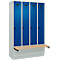 Kleiderspind C+P Evolo Plus, 4 Abteile à 300 mm Breite, Sockel, schwebende Sitzbank, B 1200 x T 815 x H 1950 mm, Drehriegel, lichtgrau/enzianblau