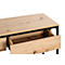 Nahaufnahme eines geöffneten Holzschubkastens. Die Tischplatte ist aus hellem Holz, umrandet von schwarzem Metall.