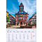 Calendrier mensuel d'août 2027 avec hôtel de ville historique en colombages rouges et blancs.