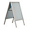 Silberner Kundenstopper aus Aluminium in A-Form mit leerer Fläche.