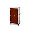 Kast met wielen, wit frame, rode deuren, slot en handvat.