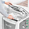 Leitz IQ Autofeed Office 300 papiervernietiger P4, volledig automatisch, deeltjes snijden 4 x 30 mm, 60 lr, 300 vel snijcapaciteit, met rollen, wit