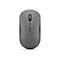 Draufsicht einer grauen, symmetrischen Computermaus mit Scrollrad und Zusatztaste vor weißem Hintergrund.