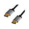 Zwei DisplayPort-Kabelenden mit silbernem Gehäuse und goldenem Stecker vor weißem Hintergrund.