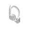 Casque blanc avec logo Logitech, placé en diagonale sur fond blanc.
