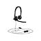 Casque noir avec microphone et câble connecté à une télécommande et une prise USB. Sur fond blanc.