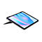 Ein graues Tablet mit Display, das auf einem Ständer ruht. Auf dem Bildschirm ist eine abstrakte blaue und rosa Grafik zu sehen.