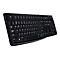 Schwarze Logitech-Tastatur mit weiÃŸen Buchstaben, seitliche Ansicht. Auf der Tastatur befinden sich Tasten wie Esc, Strg, Shift, Enter und Nummern.
