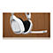 WeiÃŸes Gaming-Headset mit schwarzem Ohrpolster, Mikrofon und Details.