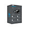 Schwarze Logitech Gaming Maus auf der Verpackung. Text: KEEP PLAYING, Logitech G.