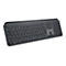 Draufsicht einer grauen Logitech-Tastatur auf weißem Hintergrund. Alle Tasten sind deutlich erkennbar.