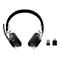 Casque noir avec adaptateurs USB et USB-C. Les oreillettes sont ovales, et un microphone est fixÃ© sur l'Ã©couteur gauche.
