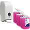 Distributeur de savon blanc et trois bidons de savon liquide rose. Le distributeur porte le logo Kimberly-Clark.