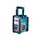 Blaues Makita Baustellenradio mit Tragegriff, LCD-Display, Lautsprecher und Bluetooth-Symbol.