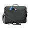 Schwarze Laptoptasche mit Tragegriff und Schultergurt, ein Dokument steckt im vorderen Außenfach.
