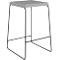 Tabouret de bar moderne avec une assise carrée grise sur un cadre en métal noir minimaliste.