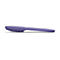 Vue latérale d'une souris d'ordinateur ergonomique lilas sur fond blanc.