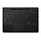 Schwarzes Tablet-Tastatur-Cover mit Touchpad in der Draufsicht auf weißem Hintergrund.