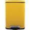 Poubelle jaune avec bordure noire et pédale.