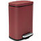 Burgunderfarbener Mülleimer mit Deckel, Trittpedal und schwarzem Sockel.
