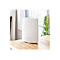 WeiÃŸer Router auf Holztisch. Im Hintergrund: Fenster und Pflanze. Auf dem Router steht: orbi.