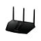 Schwarzer Nighthawk-Router mit drei Antennen, weißem LED-Licht und Schriftzug. Auf neutralem Hintergrund.