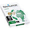 Paquet de papier blanc Navigator avec logo, graphique du globe et récompenses. Contient les mentions "Universal" et "80 g/m²".