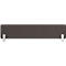 Cloison de bureau gris-brun avec supports blancs.