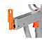 Pistolet jouet gris avec des accents orange. Deux supports sur le dessus, une poignée et une gâchette.