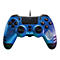Blauer Gaming-Controller mit schwarzen Knöpfen. Mit „Solo Leveling“-Schriftzug und Logo.