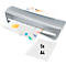 Laminateur Leitz gris, feuilles en cours de plastification, à côté de 5 films A4.