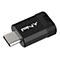Schwarzer USB-C-Adapter mit PNY-Logo und geriffelter Oberseite. Silberner Anschluss.