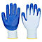 Deux gants de travail bleus et blancs sur fond blanc. Les gants ont des dos et des doigts bleus, des paumes blanches et des poignets jaunes.
