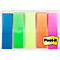 Cinq Post-it de couleurs différentes dans un récipient transparent. Le logo de la marque Post-it se trouve en bas à droite.