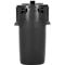 Poubelle cylindrique noire en plastique avec couvercle sur fond blanc.