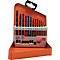 Bohrer-Set in orangefarbener Metallbox, Bohrer sind beschriftet, Tragegriff. Detailansicht.