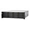QNAP Rackmount-NAS-Server mit 16 schwarzen Festplatteneinschüben vor neutralem Hintergrund.