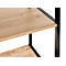 Nahaufnahme eines Regals, Holzoptik mit schwarzem Metallrahmen. Details der Holzmaserung sichtbar.