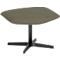Un repose-pieds moderne avec un coussin en tissu marron clair et un piètement en croix en métal noir.
