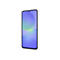 Ein Smartphone mit silbernem Rahmen, das auf einem weißen Hintergrund abgebildet ist. Das Display zeigt einen Hintergrund mit blauen und grünen Formen.