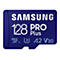 Dunkelblaue Speicherkarte mit weiÃŸer Schrift. SAMSUNG 128 PRO Plus und weitere Symbole sind zu sehen.