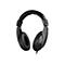 Schwarzer Kopfhörer, frontal abgebildet, Ohrmuscheln und Kopfbügel sind gepolstert, Kabelanschluss.