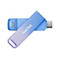 Hellblauer SanDisk USB-Stick mit USB-C und Lightning-Anschluss. Auf dem Stick steht 'SanDisk'.