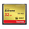 Nahaufnahme einer CompactFlash-Speicherkarte von SanDisk, gelb-gold mit rotem Schriftzug 'Extreme'. 32GB, 120 MB/s.