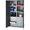 Schäfer Shop Genius Materialschrank FS, 5 OH, abschließbar, 4 Fachböden/12 Schübe, bis 450 kg, B 1055 x T 520 x H 1950 mm, Stahl, weißalu/anthrazitgrau