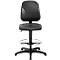 Chaise pivotante noire avec dossier, assise, repose-pieds et base en étoile.