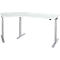 Bureau d'angle blanc avec pieds gris réglables en hauteur. La conception en angle offre plus d'espace de travail.