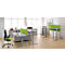 Kantoor met in hoogte verstelbare bureaus en draaistoelen; groene accenten.
